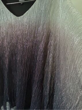 Onyx Shimmery Metallic Ombre Tunic in Silver and Black